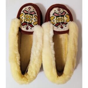 Vintage Japan Cozy Slippers Faux Needlepoint Shearling Cottagecore NWT SZ L